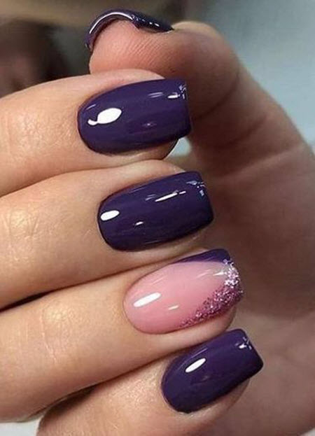 Hermosa manicura con purpurina
